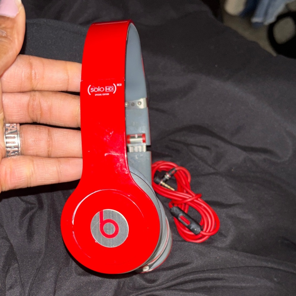 Beats by Dre Solo HD On-Ear Headphones - Red